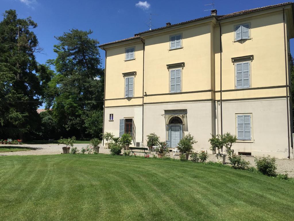 B&B Villa Partitore Quartazzola Luaran gambar